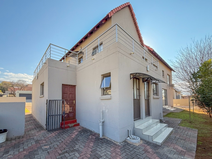 3 Bedroom Property for Sale in Leloko Lifestyle Estate North West